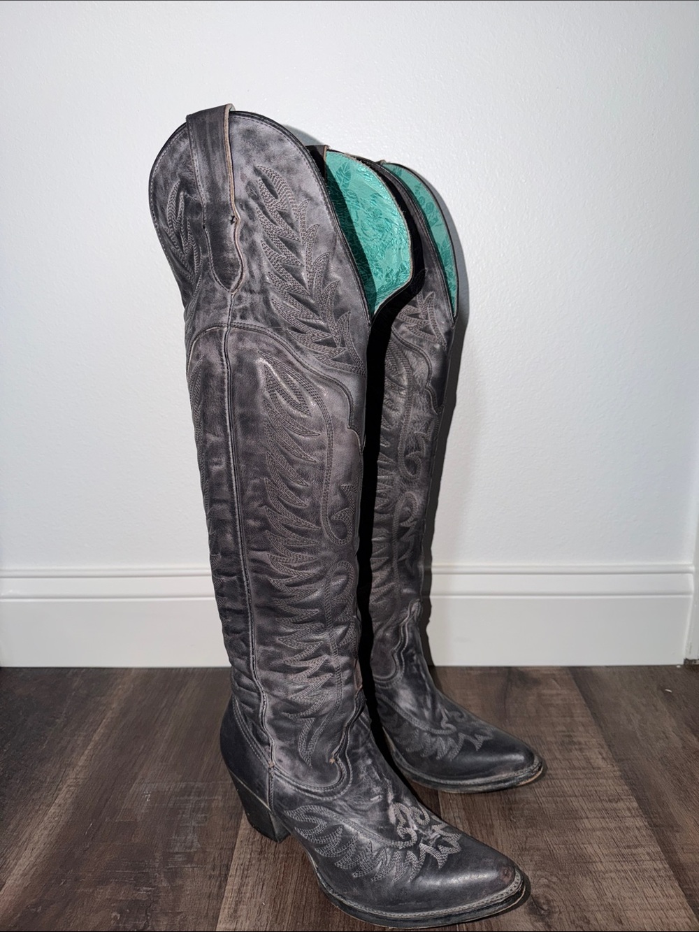 Corral Grey Embroidered Cowboy Boots with Teal Lining